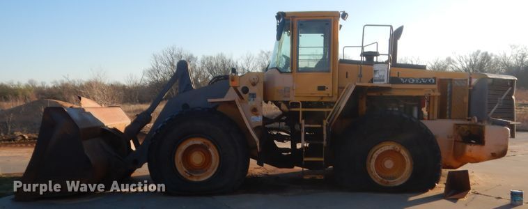 image for item DJ2184 2000 Volvo L220D  wheel loader