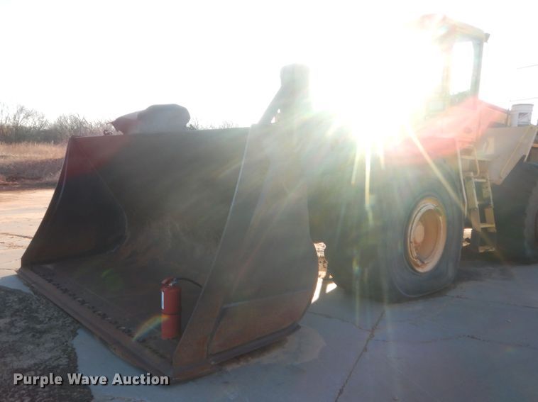 image for item DJ2184 2000 Volvo L220D  wheel loader