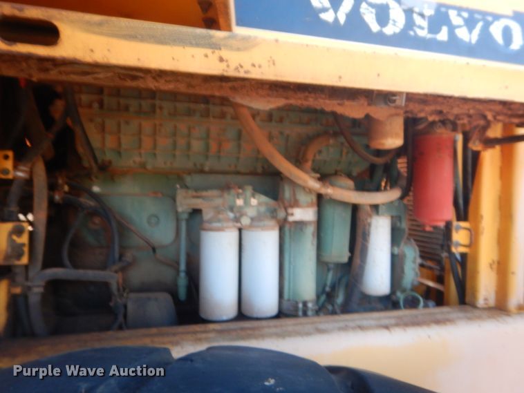 image for item DJ2184 2000 Volvo L220D  wheel loader