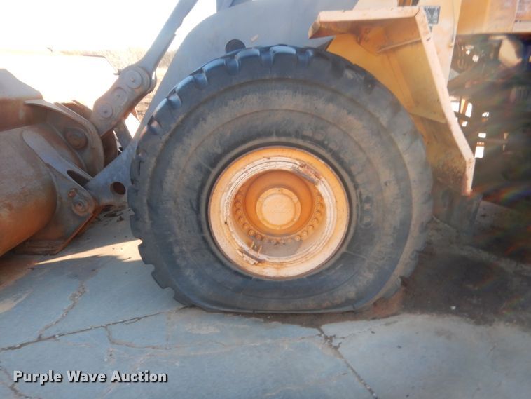 image for item DJ2184 2000 Volvo L220D  wheel loader