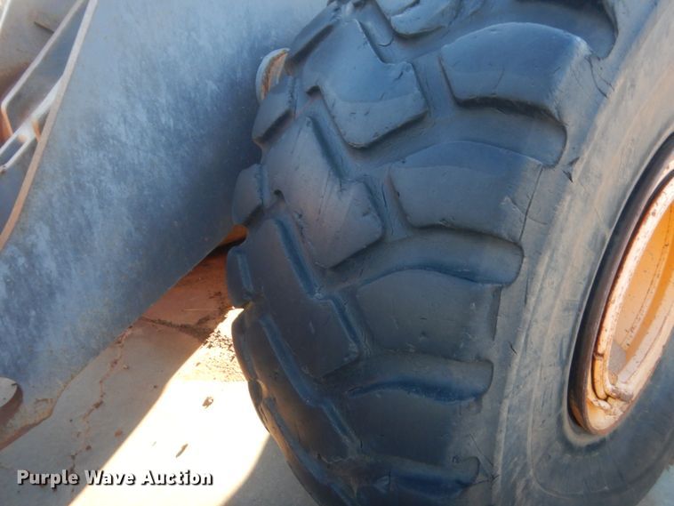 image for item DJ2184 2000 Volvo L220D  wheel loader