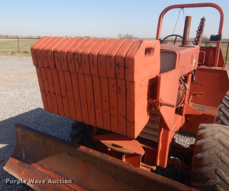 image for item DJ2188 Ditch Witch 6510  trencher