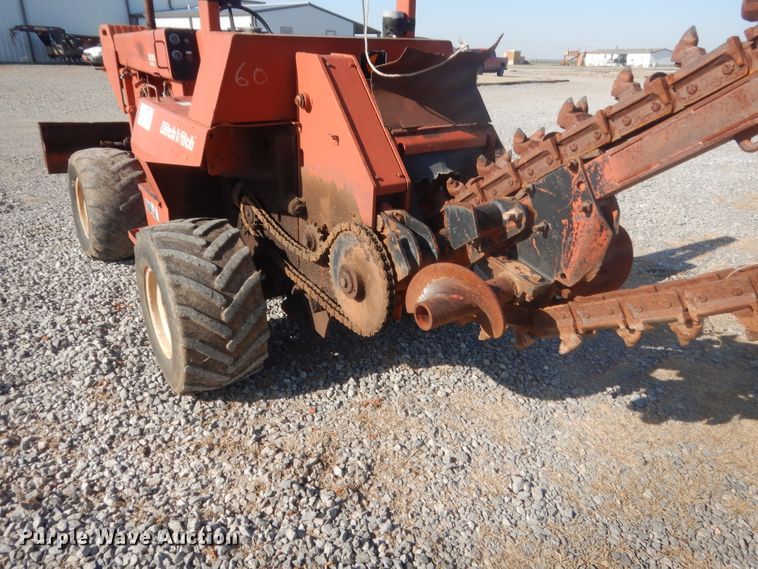 image for item DJ2188 Ditch Witch 6510  trencher