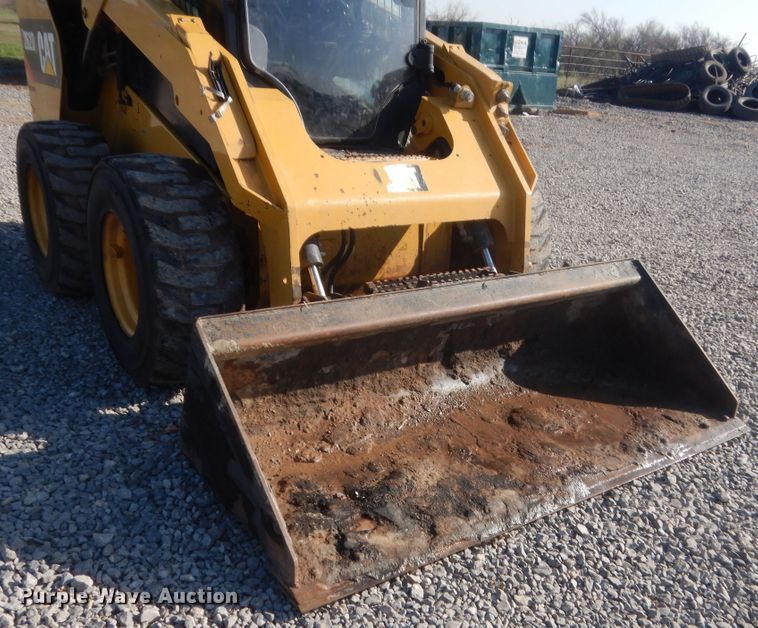 image for item DJ2211 2016 Caterpillar 262D  skid steer loader