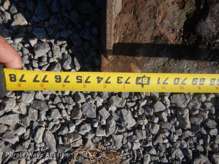 image for item DJ2211 2016 Caterpillar 262D  skid steer loader