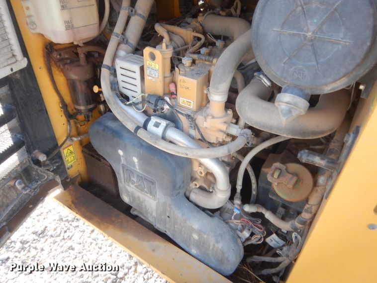 image for item DJ2211 2016 Caterpillar 262D  skid steer loader