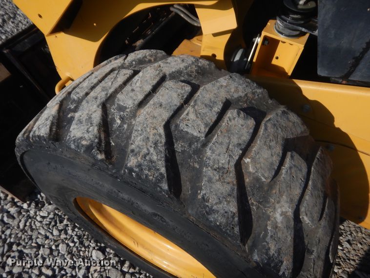 image for item DJ2211 2016 Caterpillar 262D  skid steer loader