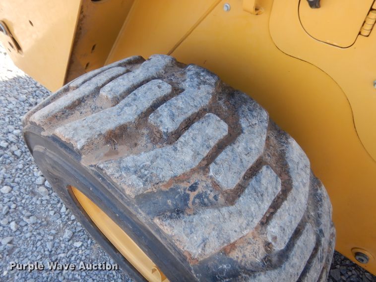 image for item DJ2211 2016 Caterpillar 262D  skid steer loader