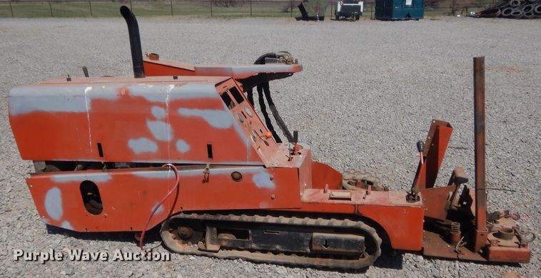 image for item DJ2220 1999 Ditch Witch JT520  directional boring unit