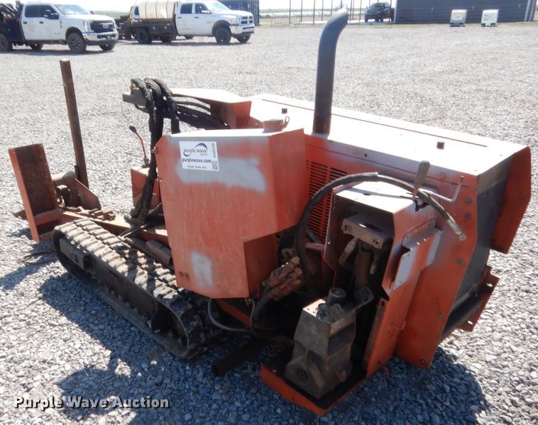 image for item DJ2220 1999 Ditch Witch JT520  directional boring unit