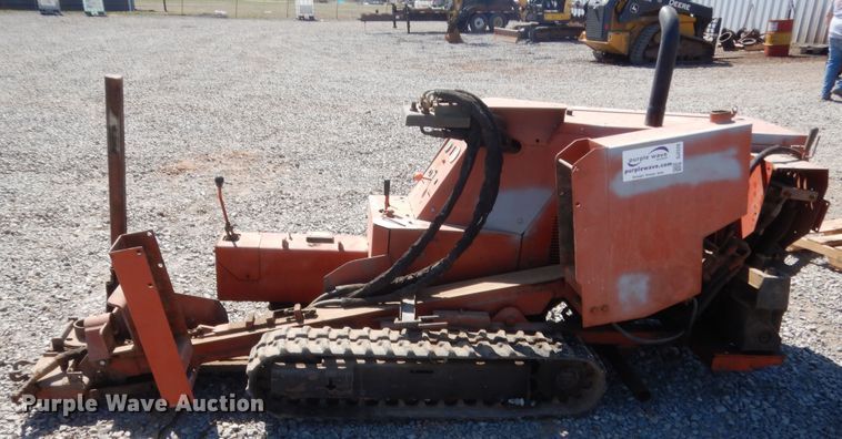 image for item DJ2220 1999 Ditch Witch JT520  directional boring unit