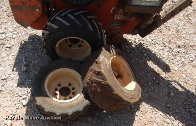 image for item DJ2224 Ditch Witch 100SX  vibratory cable plow