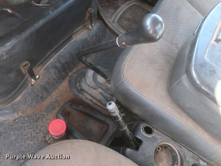 image for item DJ2300 2005 Chevrolet C6500  service truck