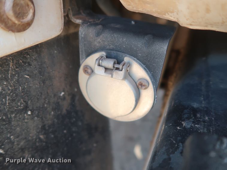 image for item DJ2300 2005 Chevrolet C6500  service truck