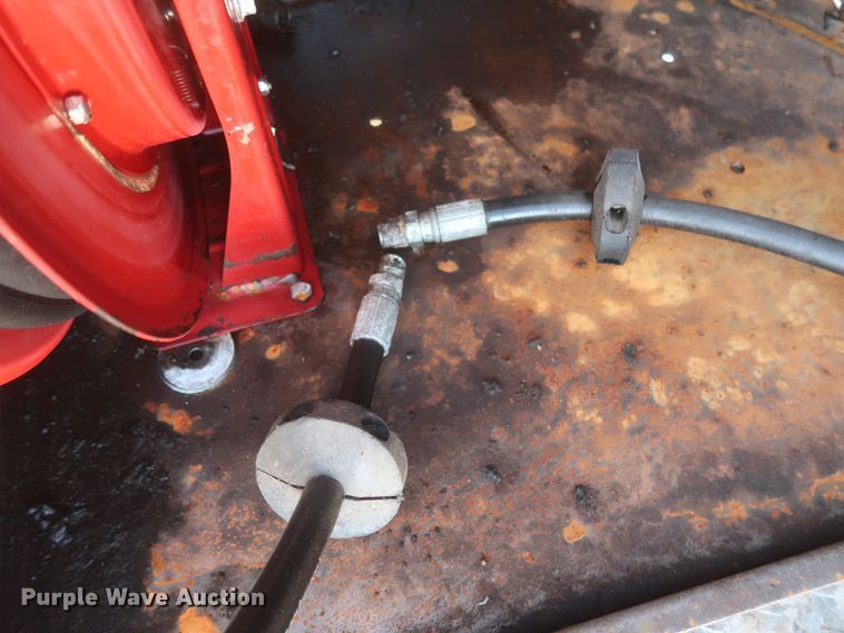 image for item DJ2300 2005 Chevrolet C6500  service truck