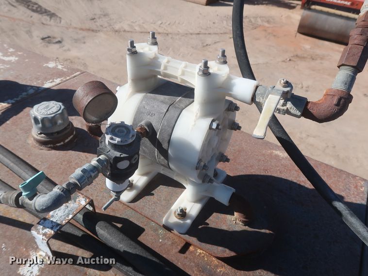 image for item DJ2300 2005 Chevrolet C6500  service truck