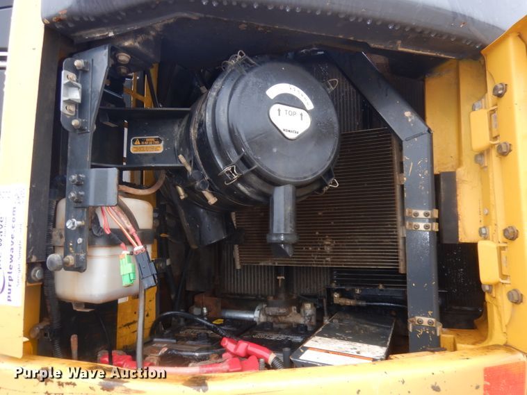 image for item DJ2961 2008 Komatsu PC228USLC-3EO  excavator