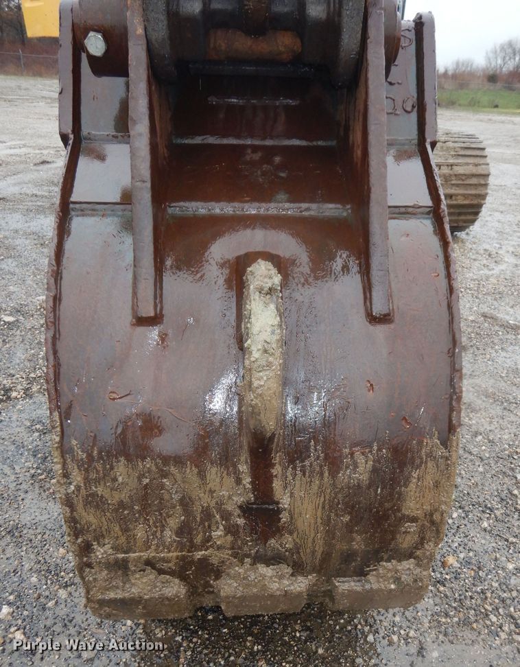 image for item DJ2961 2008 Komatsu PC228USLC-3EO  excavator