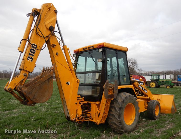 image for item DJ2979 1991 John Deere 310D  backhoe