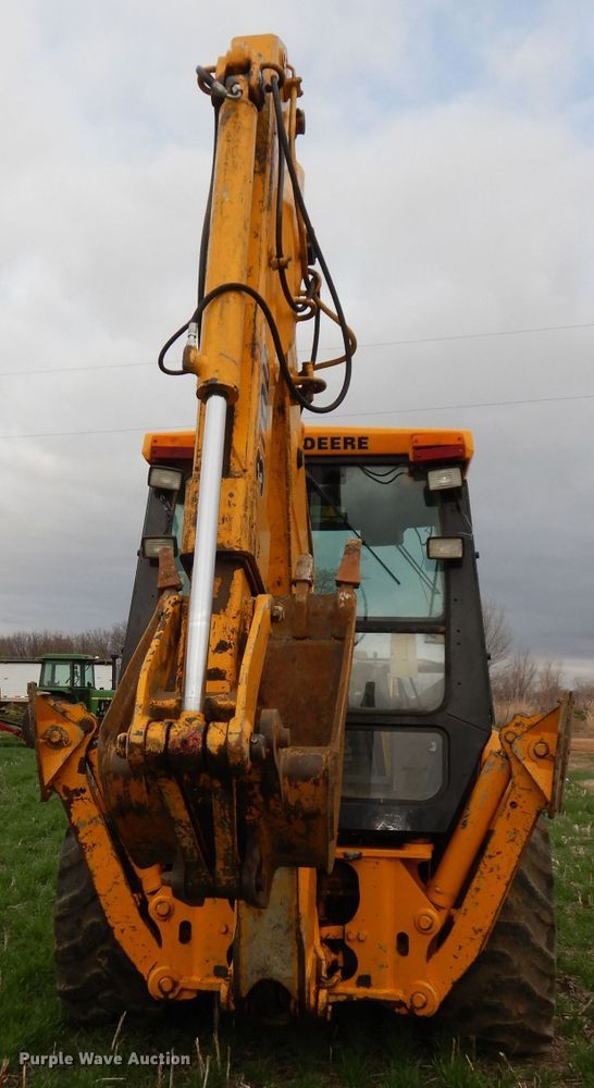 image for item DJ2979 1991 John Deere 310D  backhoe