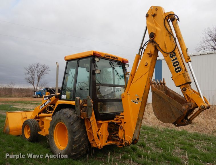 image for item DJ2979 1991 John Deere 310D  backhoe