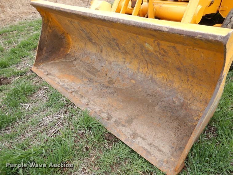 image for item DJ2979 1991 John Deere 310D  backhoe