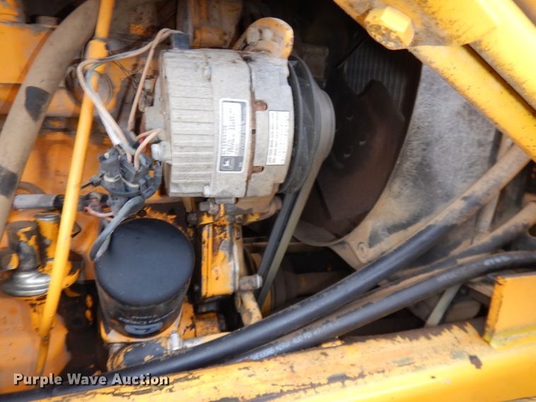 image for item DJ2979 1991 John Deere 310D  backhoe