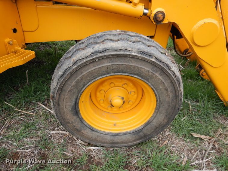 image for item DJ2979 1991 John Deere 310D  backhoe