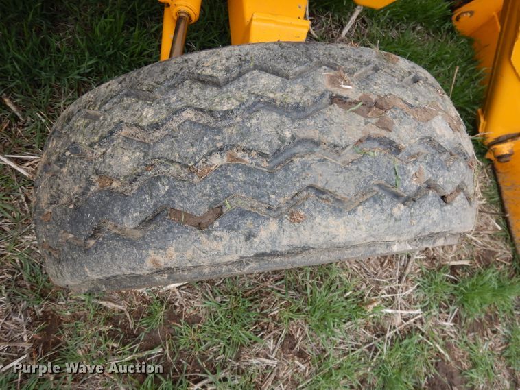 image for item DJ2979 1991 John Deere 310D  backhoe