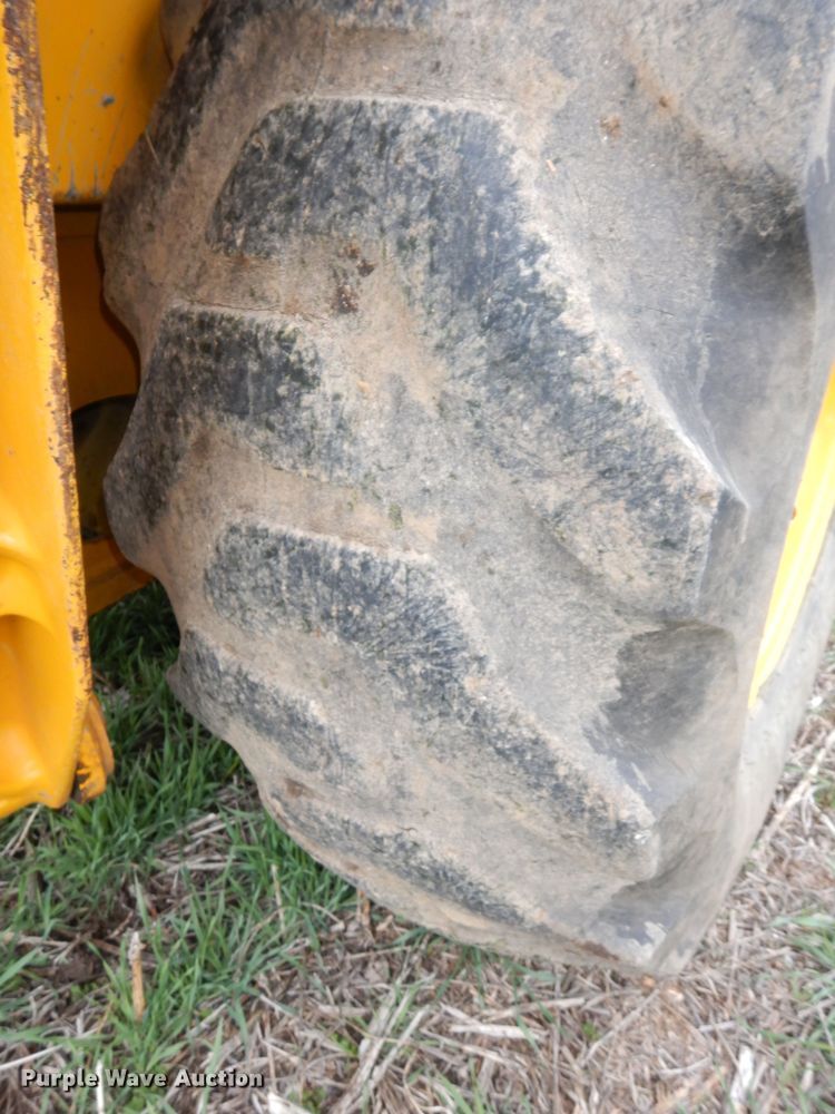 image for item DJ2979 1991 John Deere 310D  backhoe