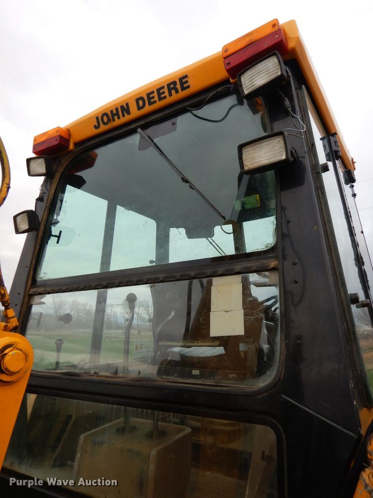 image for item DJ2979 1991 John Deere 310D  backhoe