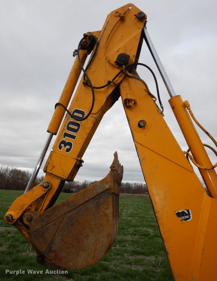 image for item DJ2979 1991 John Deere 310D  backhoe