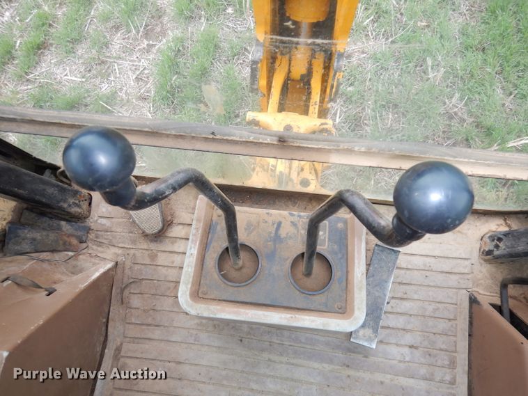 image for item DJ2979 1991 John Deere 310D  backhoe