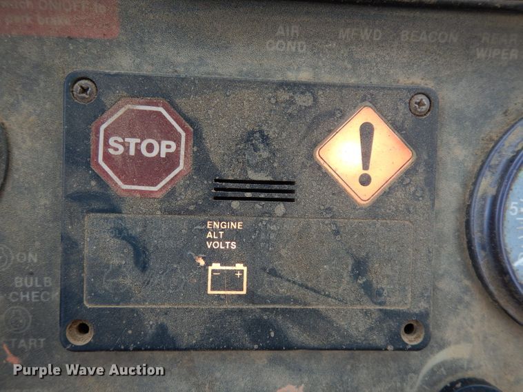 image for item DJ2979 1991 John Deere 310D  backhoe