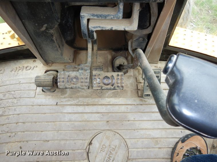 image for item DJ2979 1991 John Deere 310D  backhoe