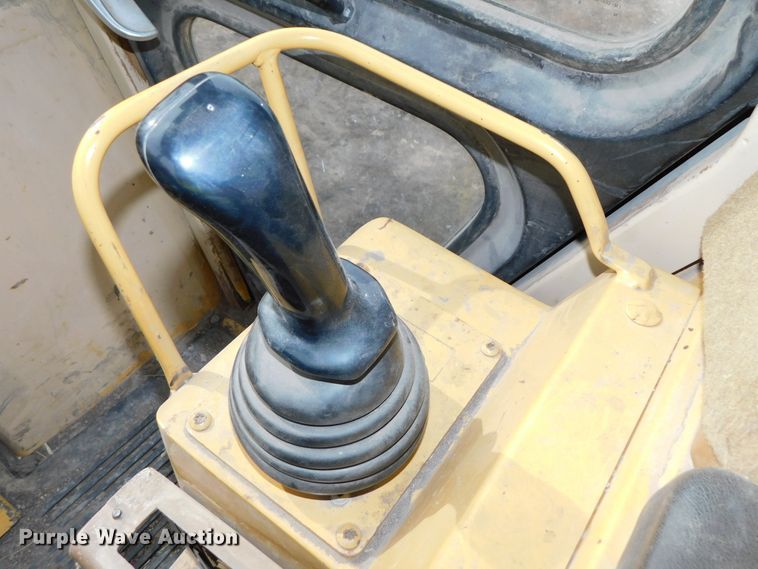 image for item DJ5965 1999 Caterpillar 963B  track loader