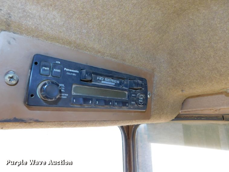 image for item DJ5965 1999 Caterpillar 963B  track loader