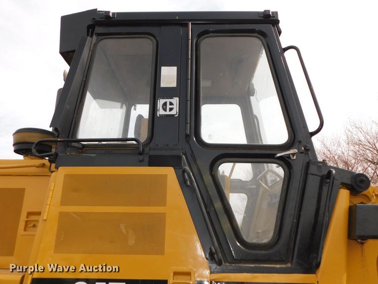 image for item DJ5965 1999 Caterpillar 963B  track loader