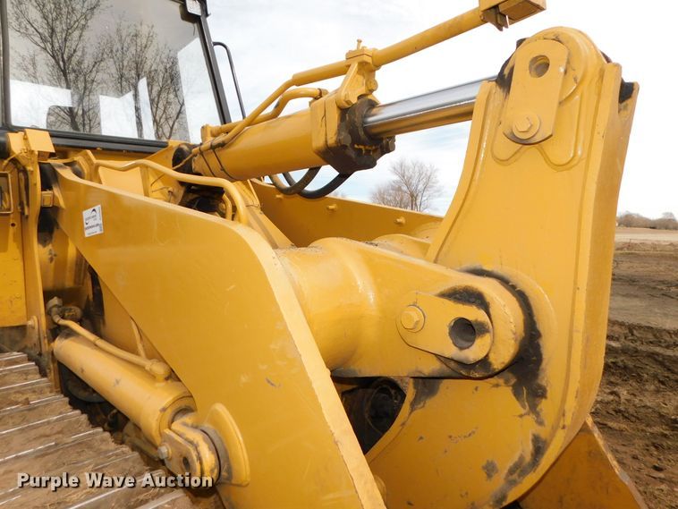 image for item DJ5965 1999 Caterpillar 963B  track loader