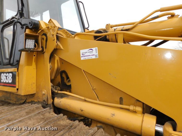 image for item DJ5965 1999 Caterpillar 963B  track loader