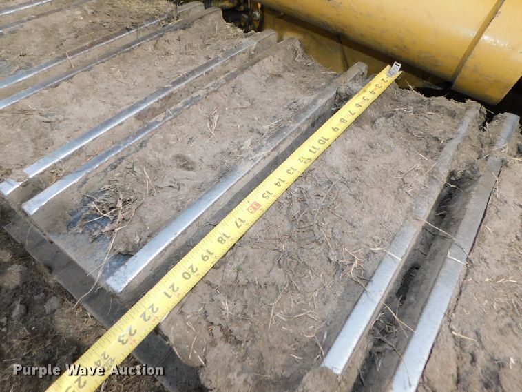 image for item DJ5965 1999 Caterpillar 963B  track loader