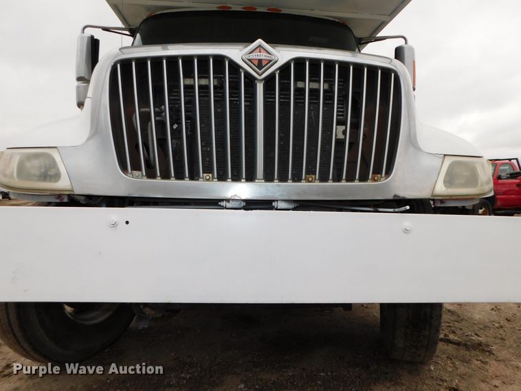 image for item DJ5969 2006 International 4300 SBA  forestry bucket truck