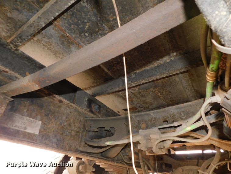 image for item DJ5969 2006 International 4300 SBA  forestry bucket truck