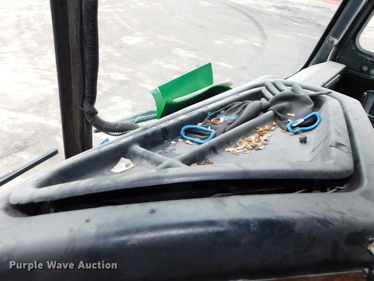 image for item DJ5970 2009 Peterbilt 320  refuse truck