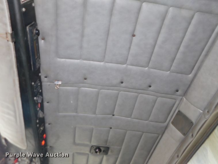 image for item DJ5970 2009 Peterbilt 320  refuse truck