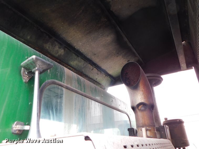 image for item DJ5970 2009 Peterbilt 320  refuse truck