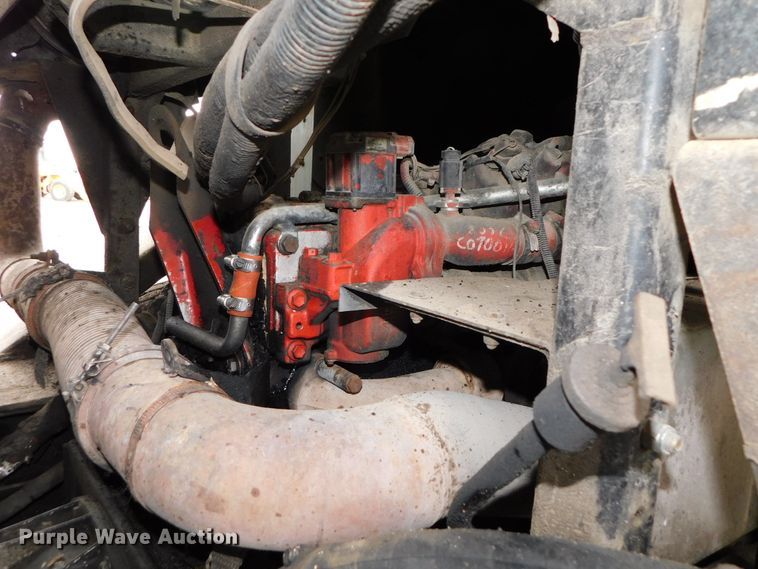 image for item DJ5970 2009 Peterbilt 320  refuse truck