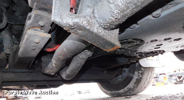 image for item DJ5970 2009 Peterbilt 320  refuse truck