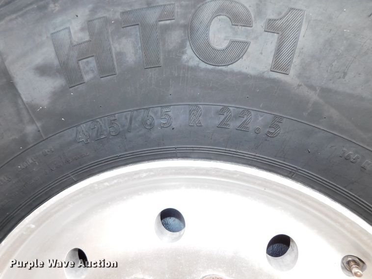 image for item DJ5970 2009 Peterbilt 320  refuse truck