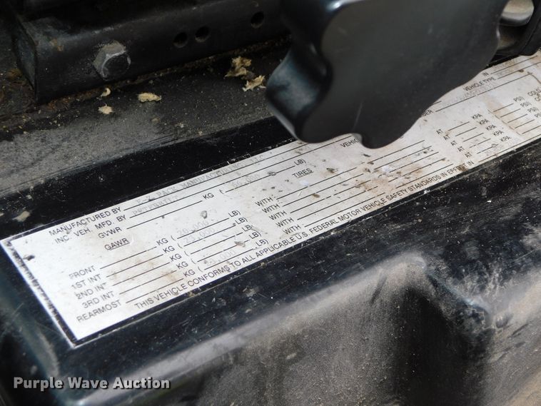 image for item DJ5970 2009 Peterbilt 320  refuse truck